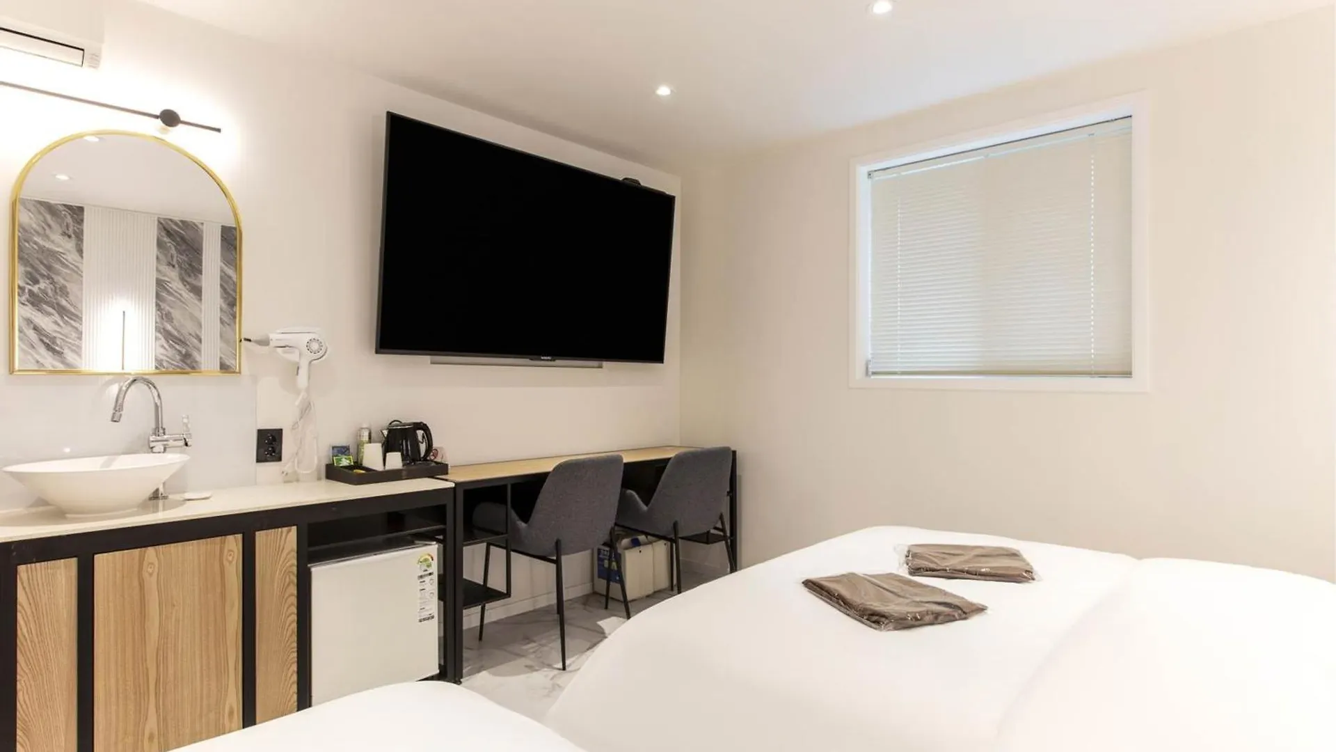 ***  Brown Dot Hotel Incheon Gyeyang South Korea